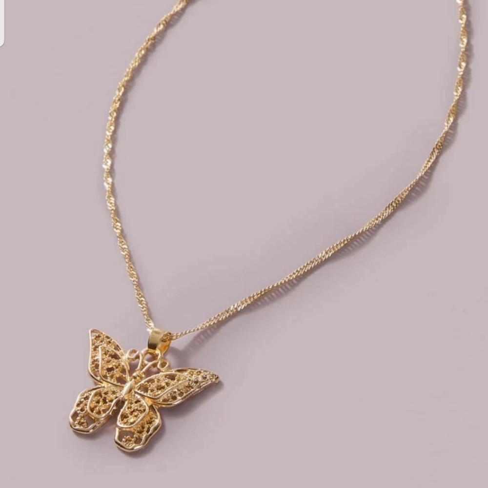 *Serena* Butterfly Necklace - Picture 2 of 4